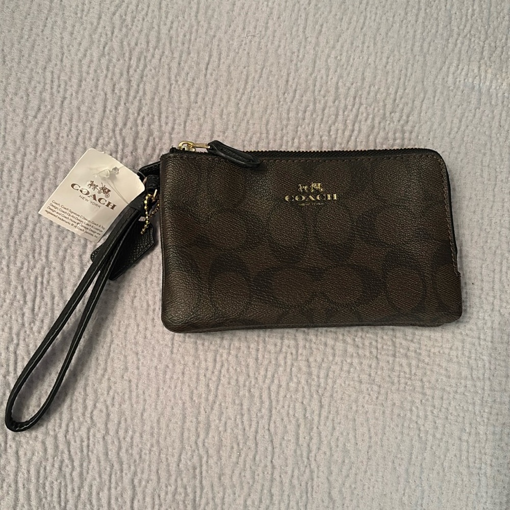 NWT Coach double zip wristlet.